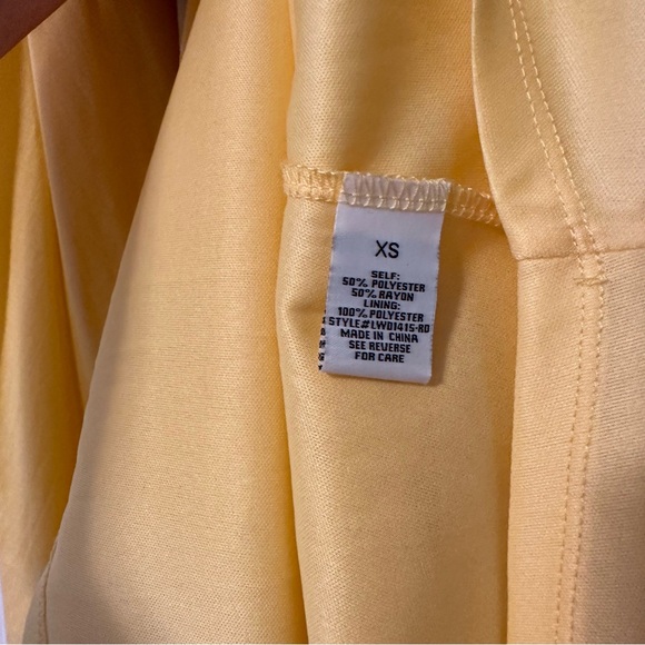 Aura yellow halter dress, size XS - gorgeous! - Picture 3 of 6